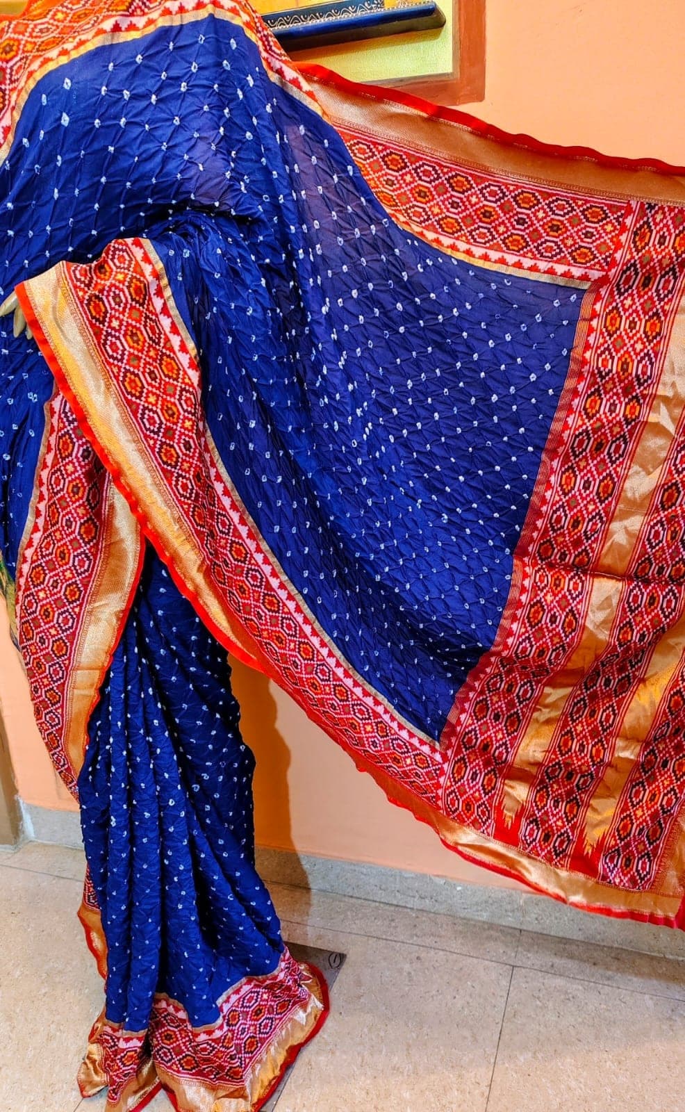 Drape of the indigo saree